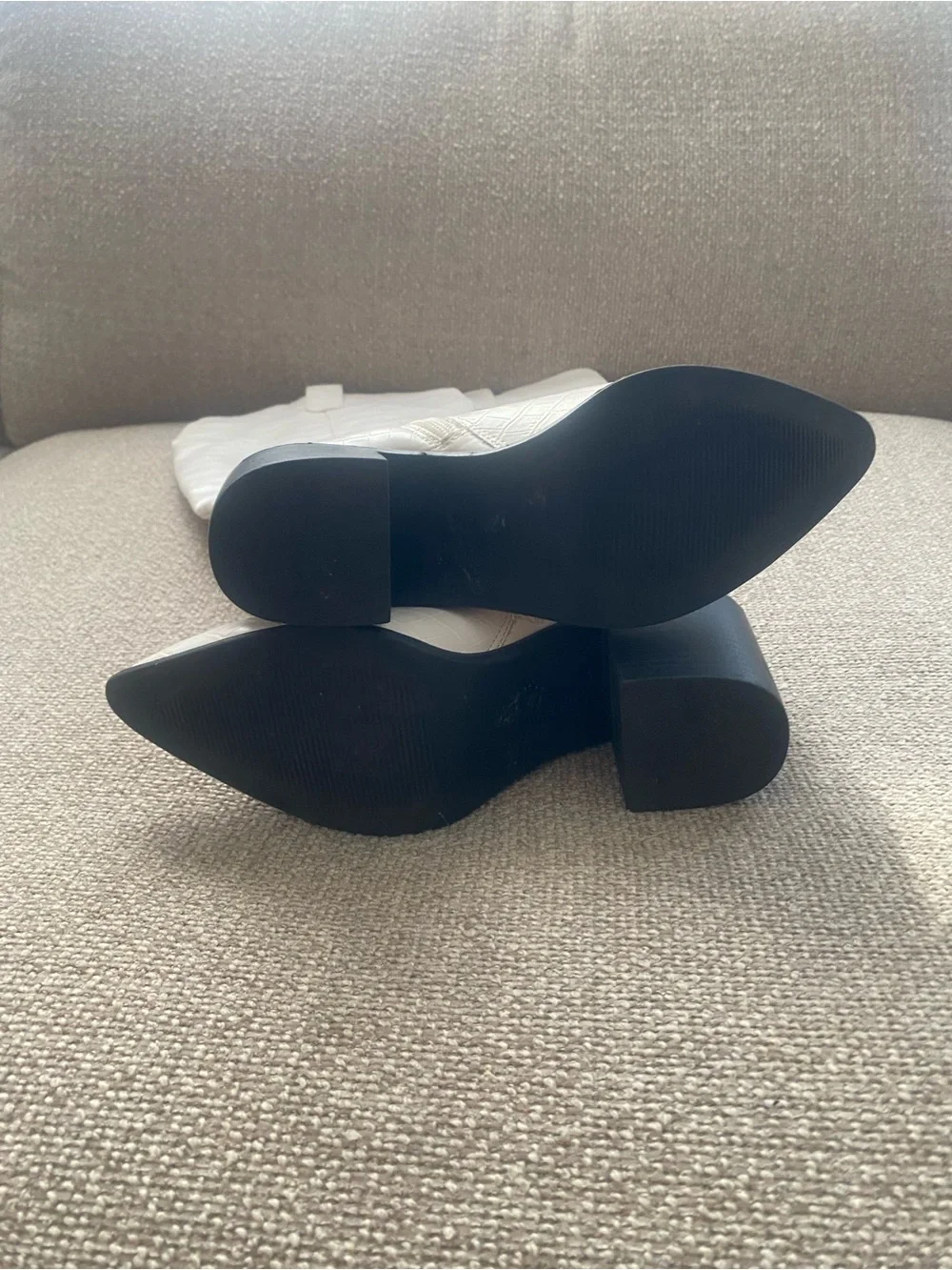 White Knee-High Pointed-Toe Block Heel Boots - Women